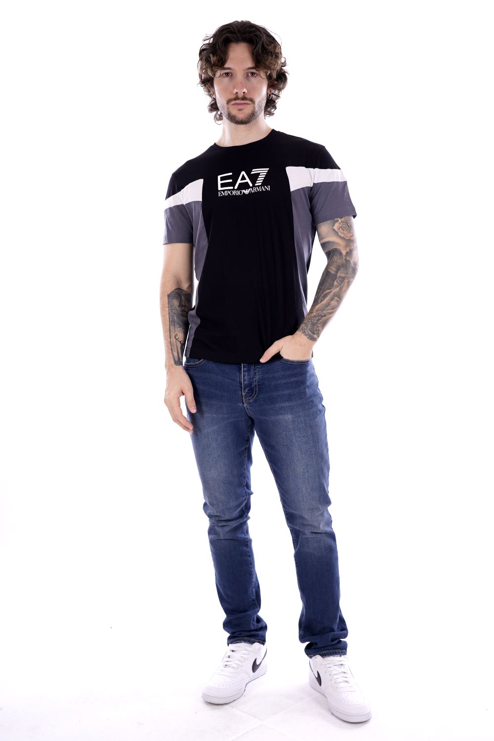 Armani T-shirt Nera Da Uomo
