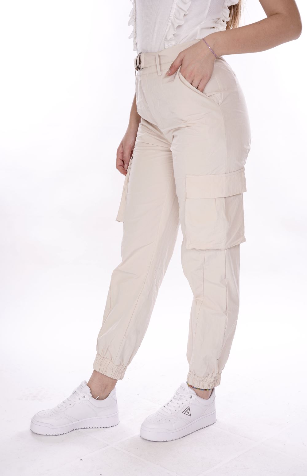 Guess Pantalone Beige Da Donna