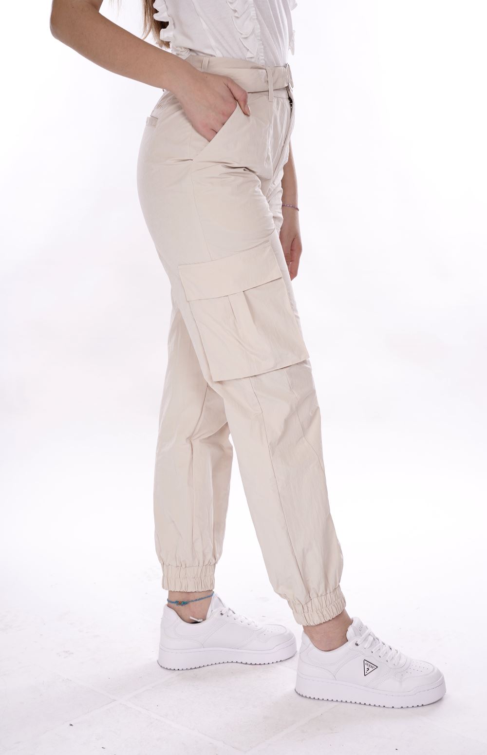Guess Pantalone Beige Da Donna